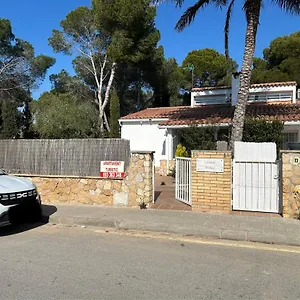 Casa Con Jardin Cerca De La Playa Tarragona